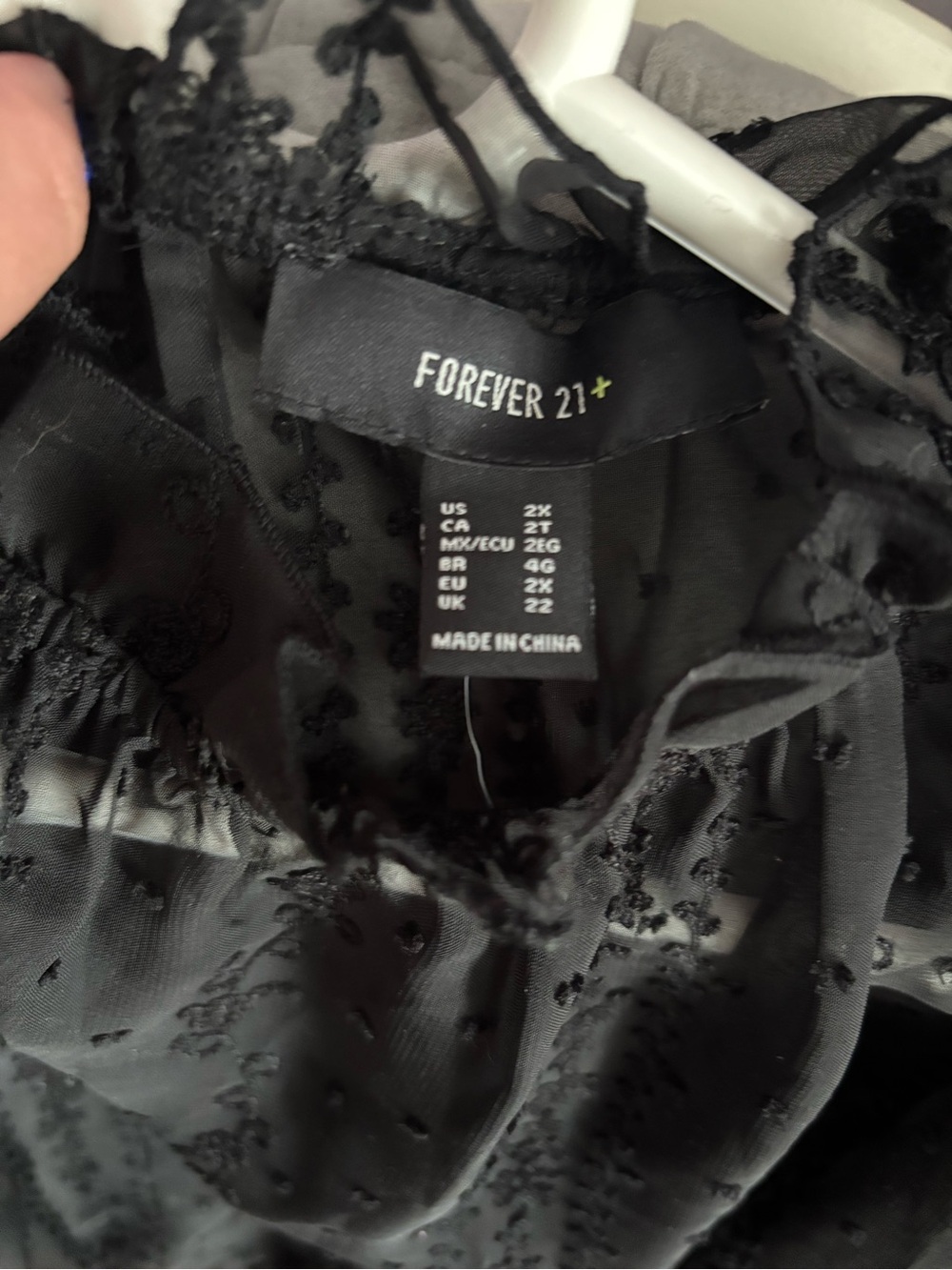 NWT Forever 21 plus! Black Sheer short sleeve Dress with black slip under - Picture 4 of 5